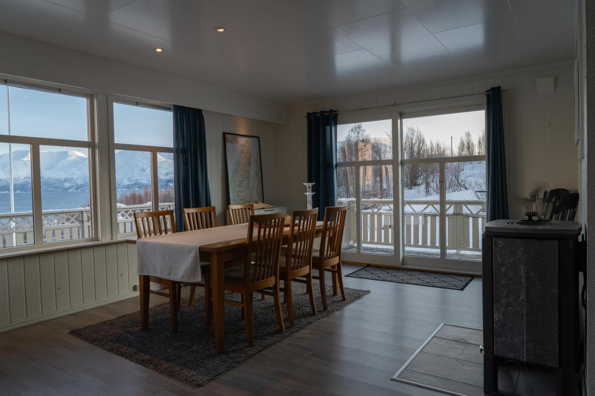 Villa Lyngen Aurora House Koppangen Exterior foto