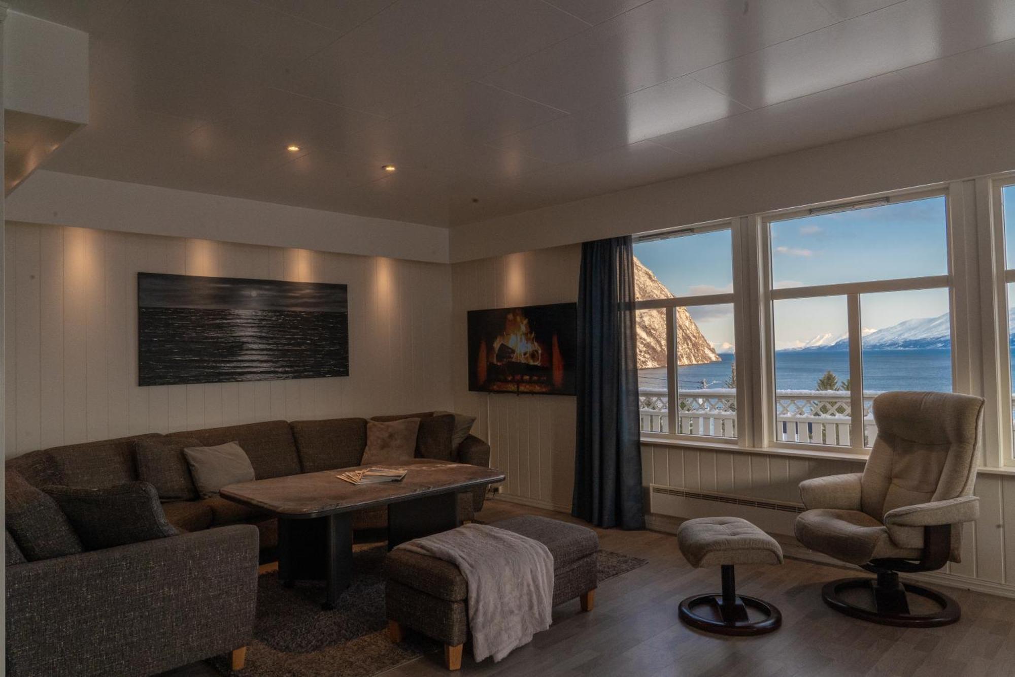 Villa Lyngen Aurora House Koppangen Exterior foto